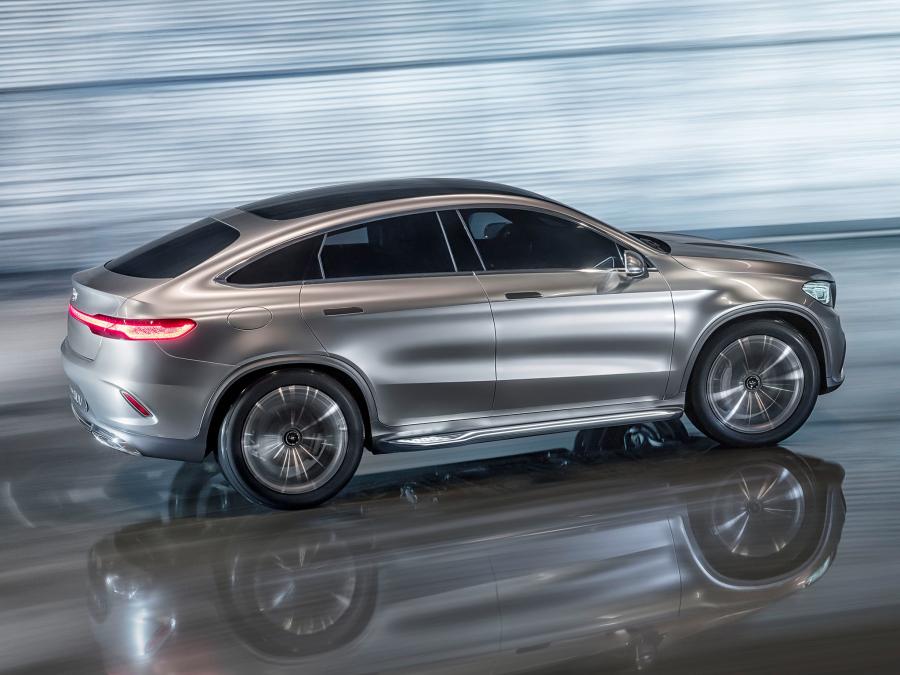  Mercedes-Benz Concept Coupe SUV 2014 года  (фото 32 из 47)